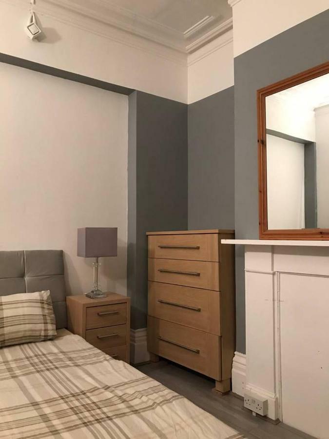 Bright One Bed Apartment Hove Esterno foto